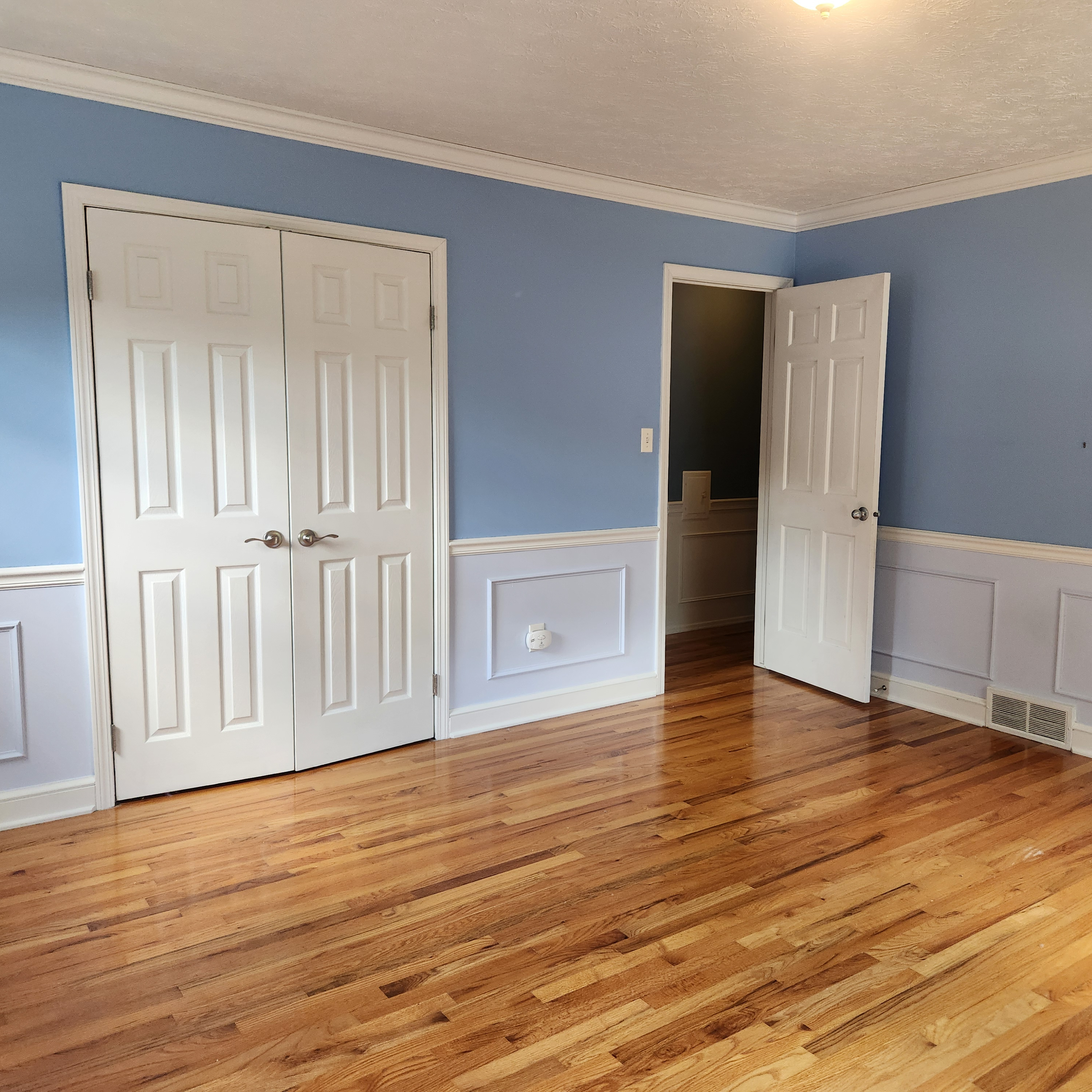 Real Estate Image Enhancement Single Exposure or HDR